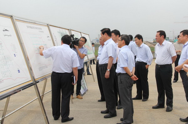 省委书记赵正永视察新区重点项目建设情况