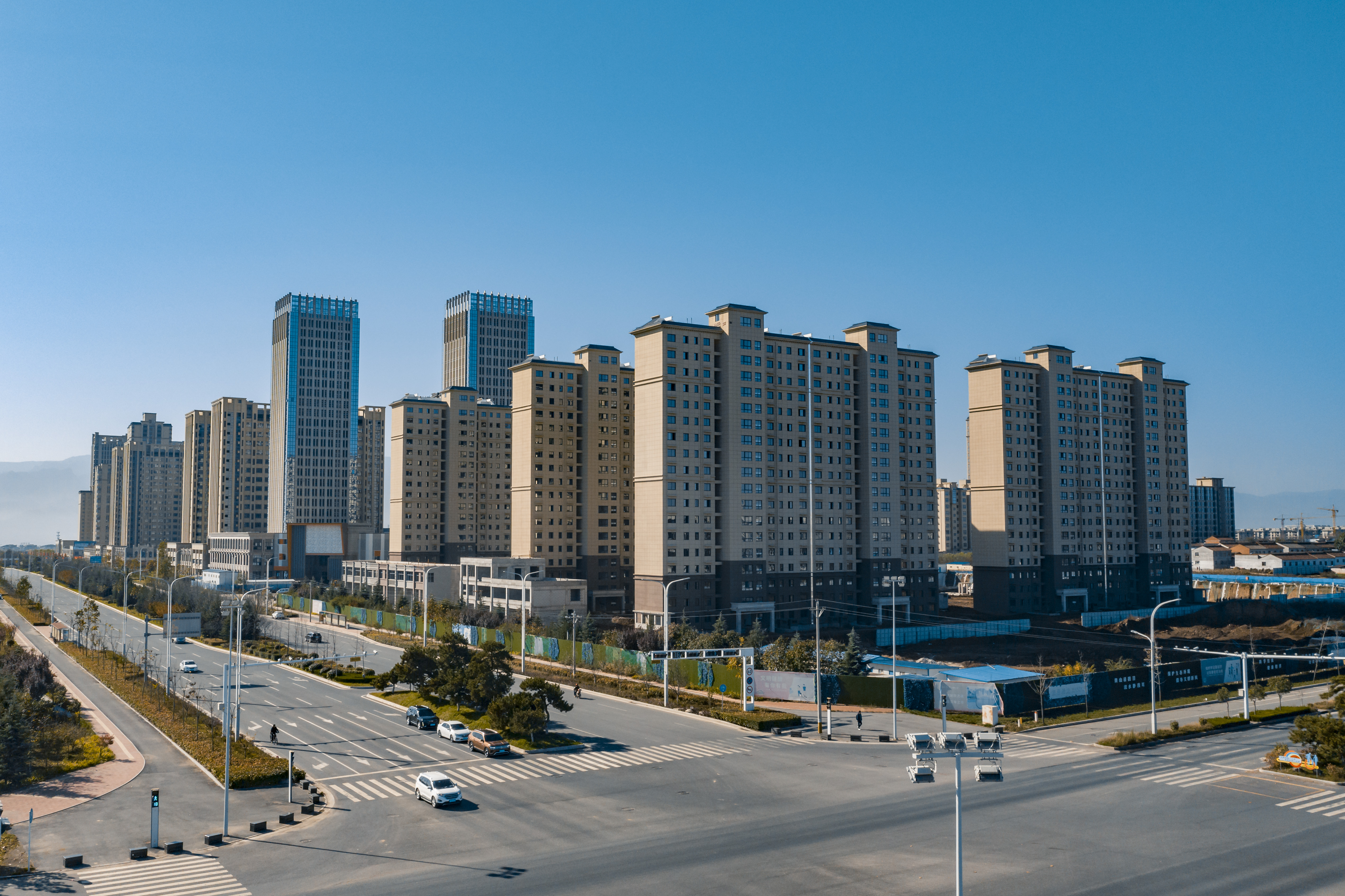 吹响高质量发展最强音——蟠龙高新区扎实推进“三个年”活动纪实（一）