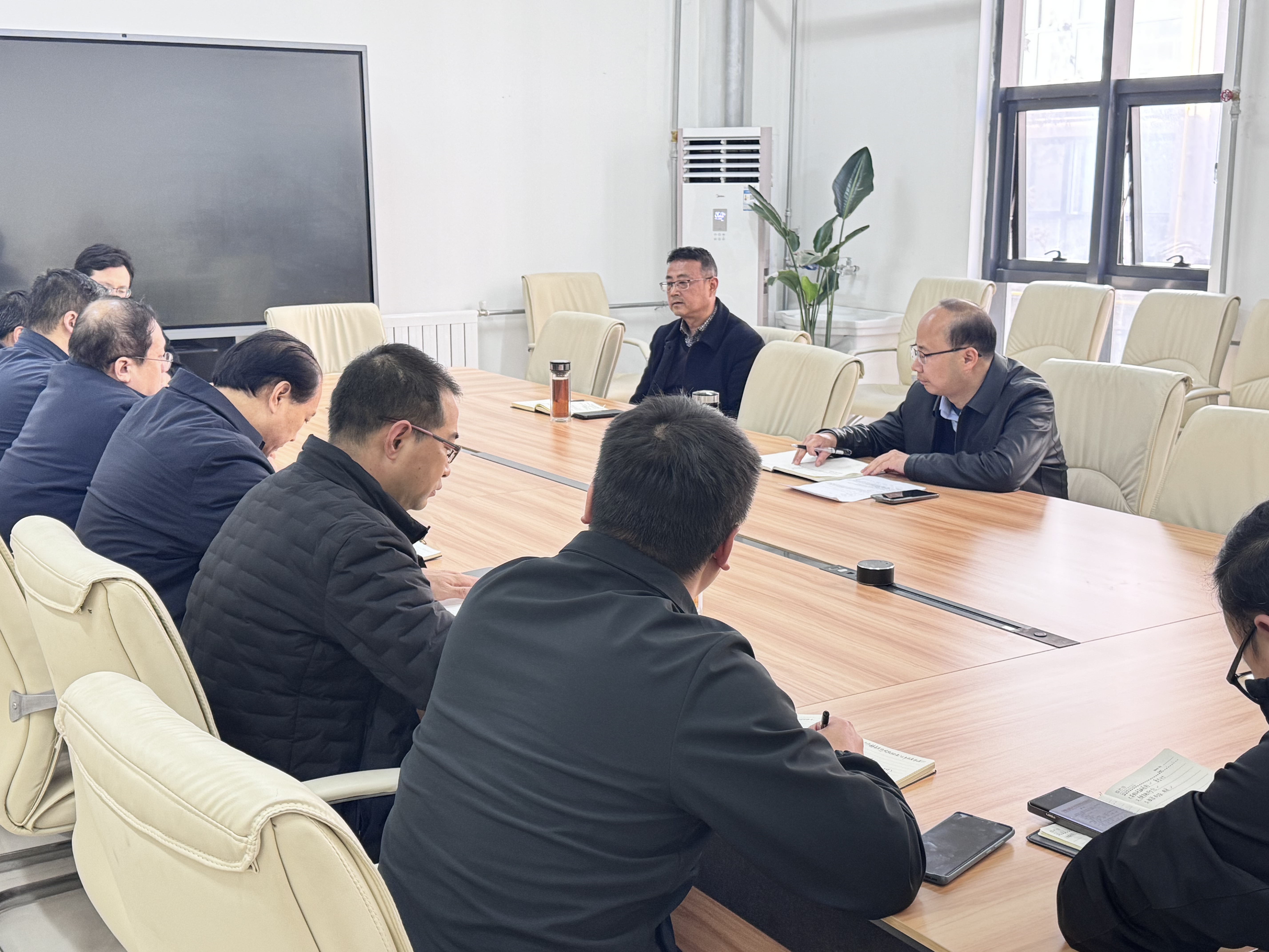 蟠龙高新区召开安全生产工作会议