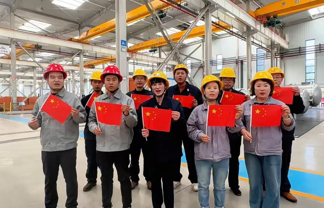 95后焊花·献给祖国的礼物