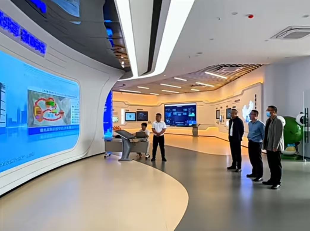 宝鸡市投资（集团）、陕西省应急保障中心调研蟠龙高新区低空经济发展情况